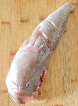 红烧大头海鱼的做法步骤：1