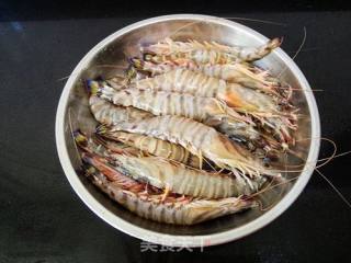 白灼竹节虾的做法步骤：1