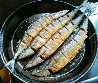 煎焖秋刀鱼的做法步骤：6