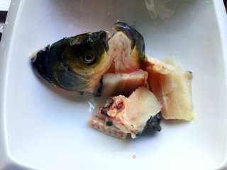 鱼头豆腐汤的做法步骤：2