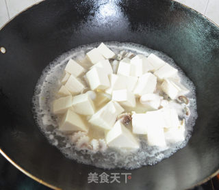 八爪鱼焖豆腐的做法步骤：7
