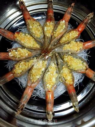 金银蒜粉丝蒸虾的做法步骤：10