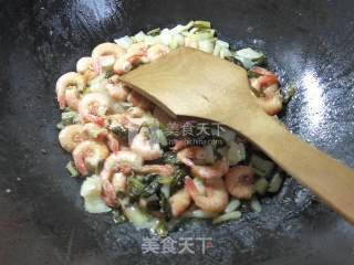 腌白菜炒海虾的做法步骤：8