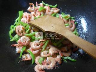 尖椒炒海虾的做法步骤：4