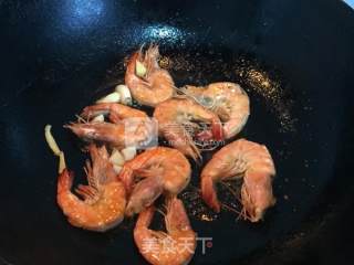 芦笋烧虾的做法步骤：5