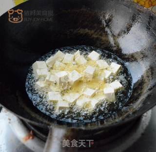 豆腐熘虾球的做法步骤：1