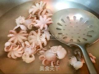 泡椒小章鱼的做法步骤：2