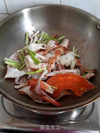 葱姜蟹的做法步骤：9