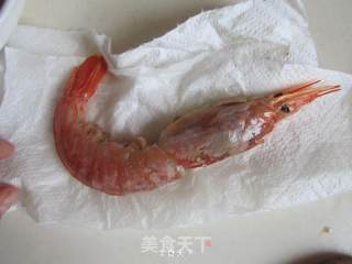 椒盐红虾的做法步骤：4