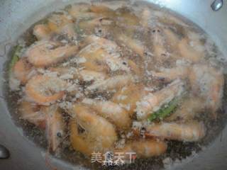 盐水煮虾的做法步骤：3