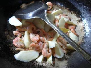 茭白炒籽虾的做法步骤：8