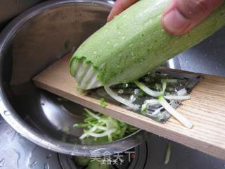 西葫芦蛤蜊合饼的做法步骤：4