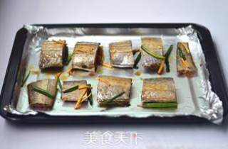 葱香烤带鱼的做法步骤：6