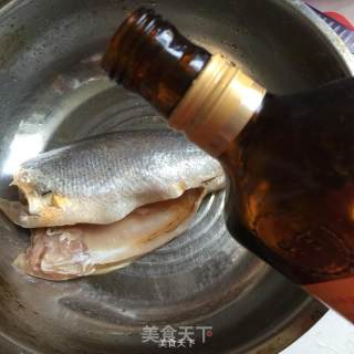烤黄花鱼的做法步骤：4