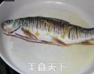 香煎鲮鱼的做法步骤：5