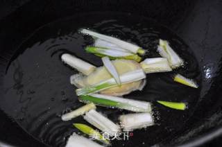 【金龙鱼稻米油】油焖大虾的做法步骤：4