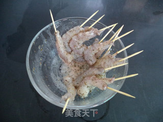 串烤红酒鲜虾的做法步骤：11