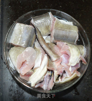 红烧鳝鱼的做法步骤：3