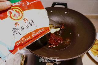 香辣鲜虾土豆干锅的做法步骤：10