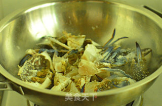 葱姜炒花蟹的做法步骤：9