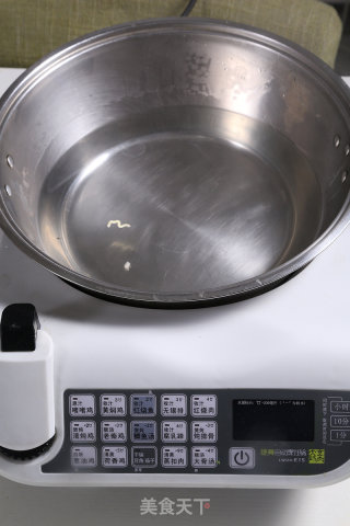 清蒸河蟹—自动烹饪锅食谱的做法步骤：2