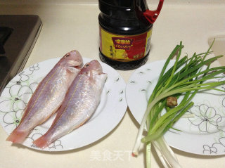 香煎金线鱼的做法步骤：1