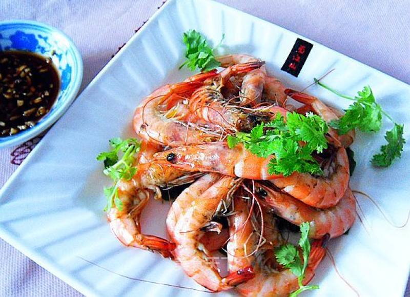 黄酒焖斑节虾的做法