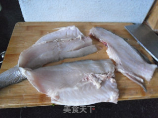 烧汆海鲈鱼的做法步骤：2