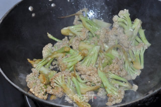 梭子蟹炒菜花的做法步骤：8