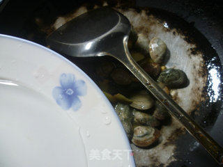 沙茶酱炒花蛤的做法步骤：5