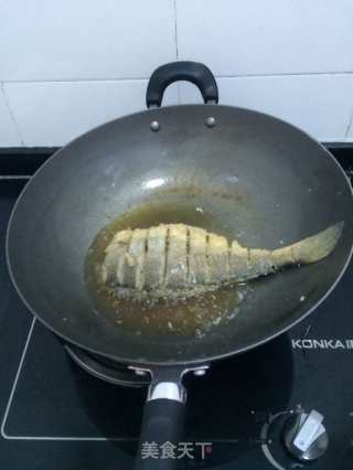 香酥黄花鱼的做法步骤：3