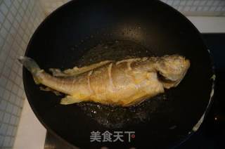 家常铁锅焖鱼的做法步骤：5