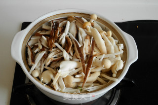 望潮菌菇煲的做法步骤：6