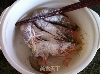 椒盐大虾的做法步骤：2