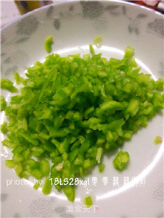 私房菜：酸菜小黄鱼的做法步骤：2