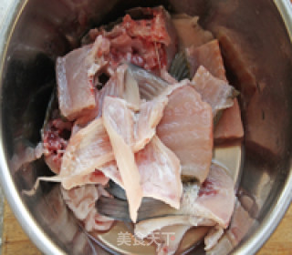 砂锅鱼杂豆腐煲的做法步骤：1