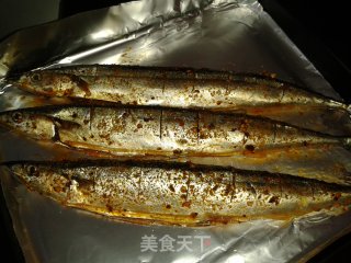 烤秋刀鱼的做法步骤：3