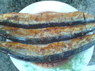 烤秋刀鱼的做法步骤：2