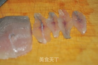 热炝鲈鱼的做法步骤：3