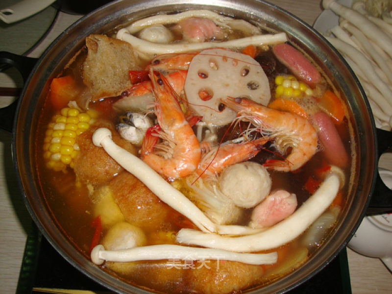 【蔬菜海鲜涮涮锅】---好吃健康不油腻，再吃也不发胖哦的做法