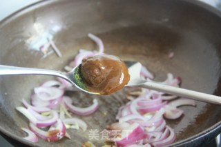 【压轴大菜】——皇家咖喱蟹的做法步骤：6