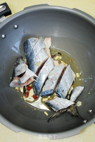 一招搞定红烧菜---红烧鲅鱼的做法步骤：5