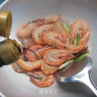 麻辣吮指虾的做法步骤：4