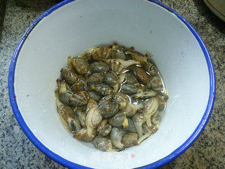 咖喱花蛤的做法步骤：1