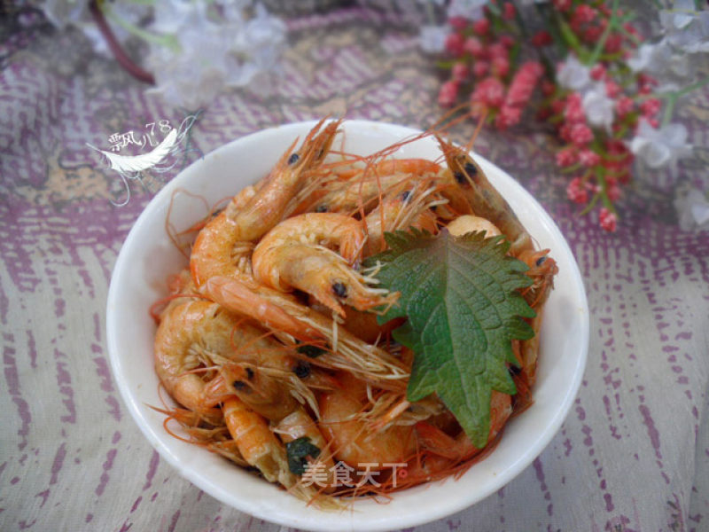 紫苏炒河虾的做法
