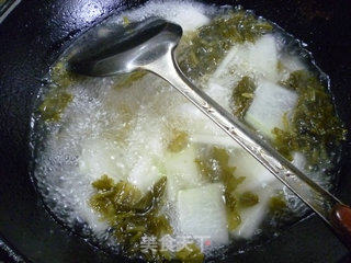 咸菜河虾冬瓜汤的做法步骤：7