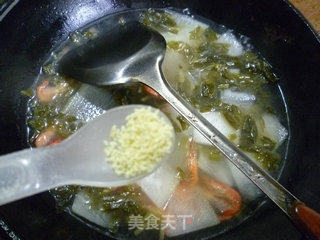 咸菜河虾冬瓜汤的做法步骤：10