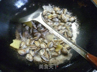 葱姜梅蛤的做法步骤：4