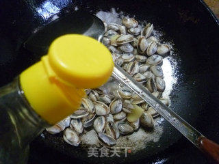 葱姜梅蛤的做法步骤：5
