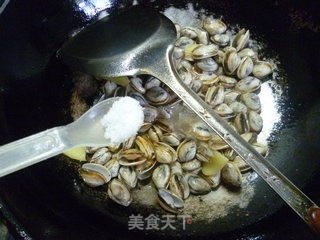 葱姜梅蛤的做法步骤：6